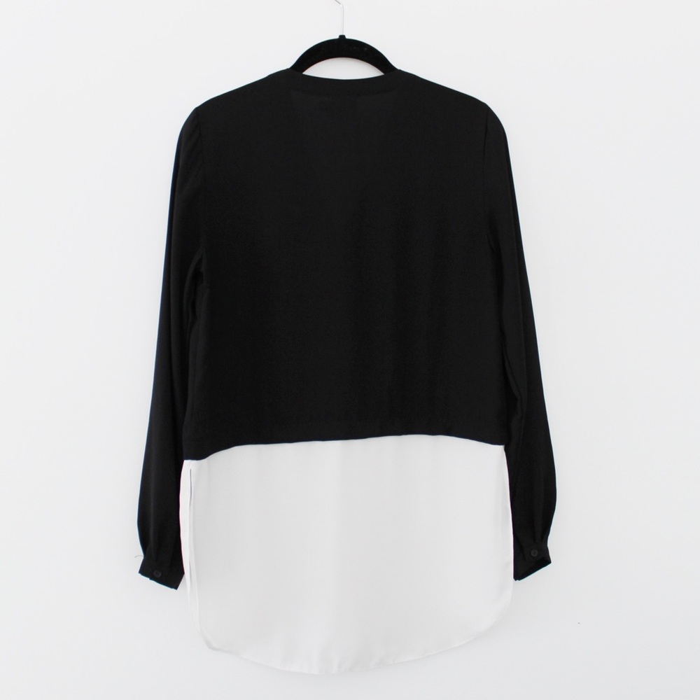 ASOS V-Neck Mono Color Block Blouse - Picture 6 of 10